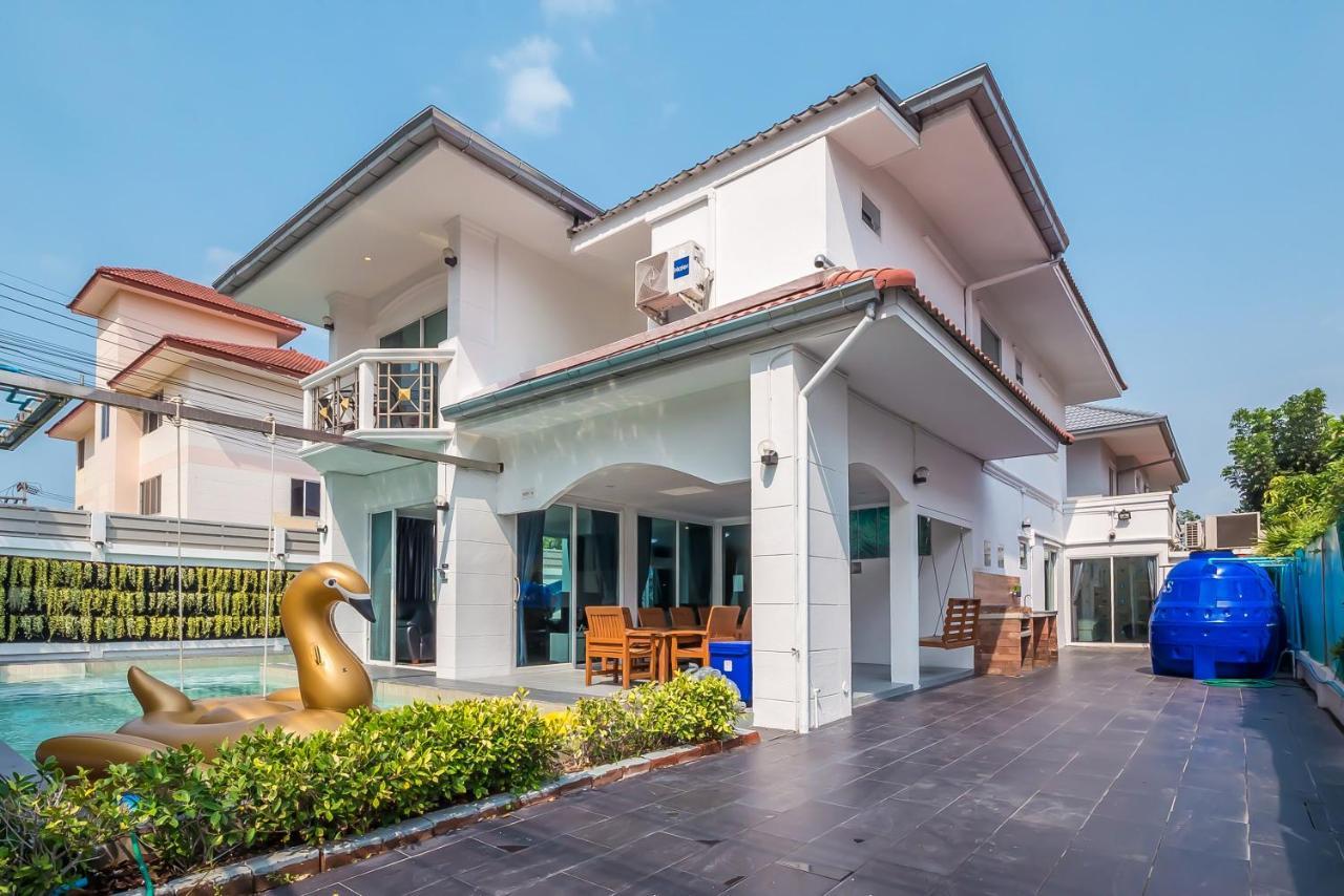 Pattaya Pool Villa Pantai Jomtien Luaran gambar